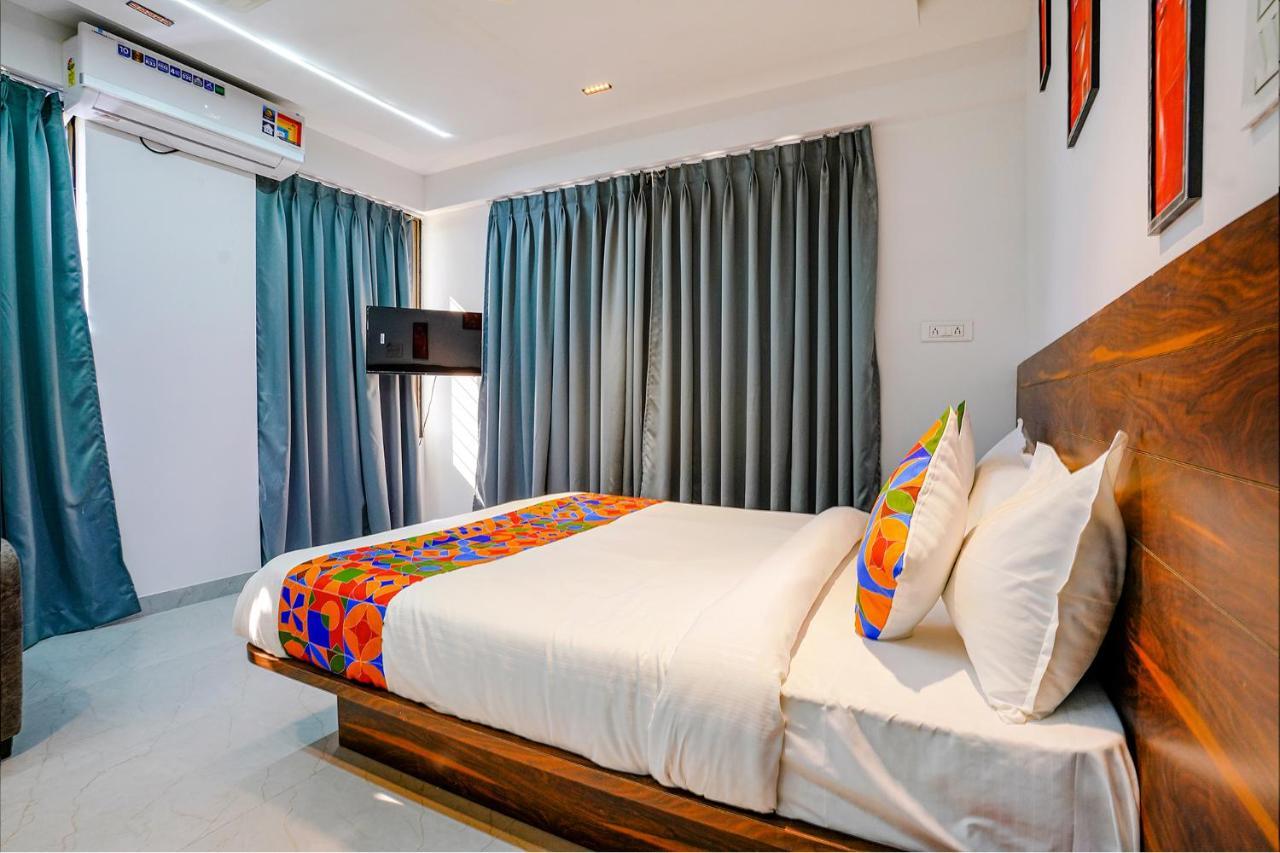 Fabhotel Crystal Inn - Nr Suvarndeep Chowk Pimpri-Chinchwad Kültér fotó