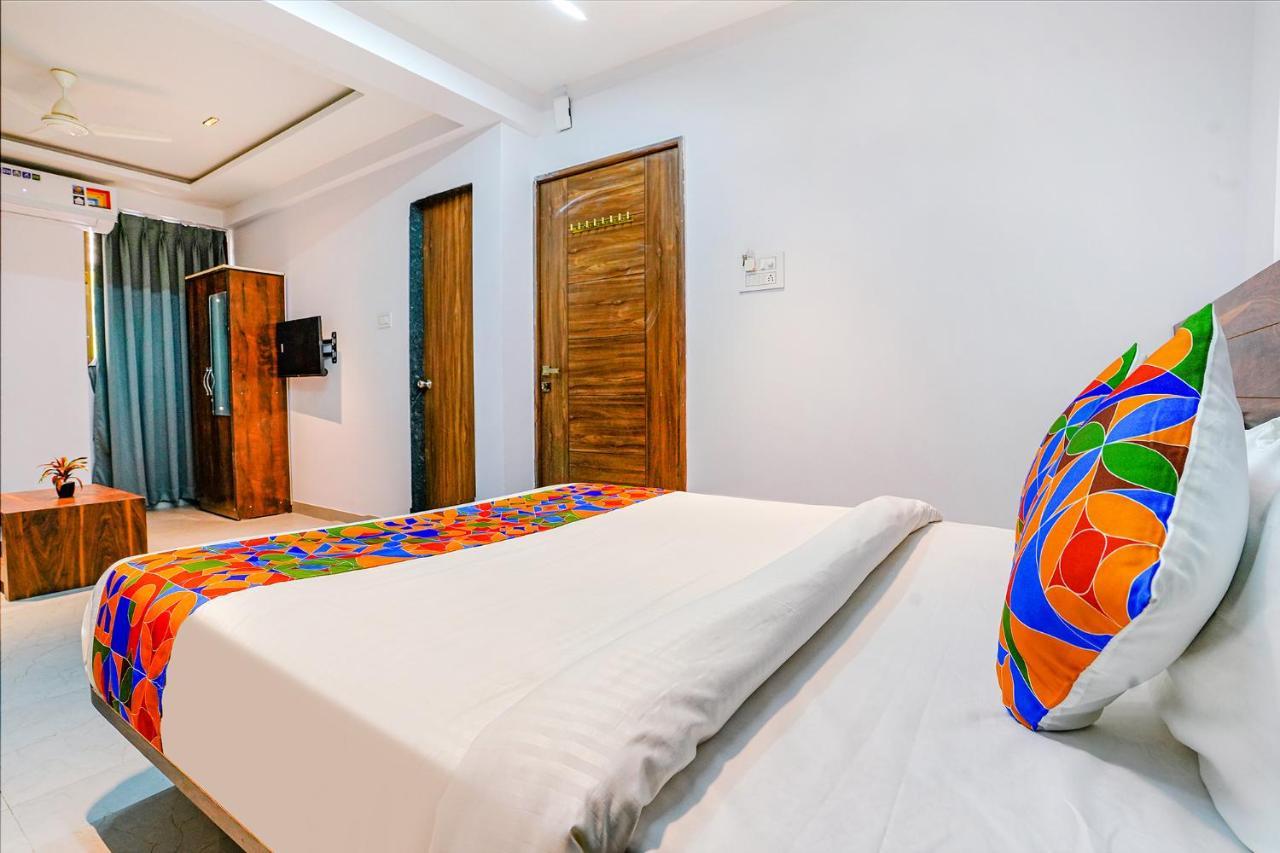 Fabhotel Crystal Inn - Nr Suvarndeep Chowk Pimpri-Chinchwad Kültér fotó